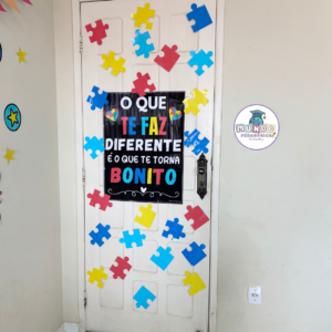 Painel de Porta Dia Mundial da Conscientização do Autismo